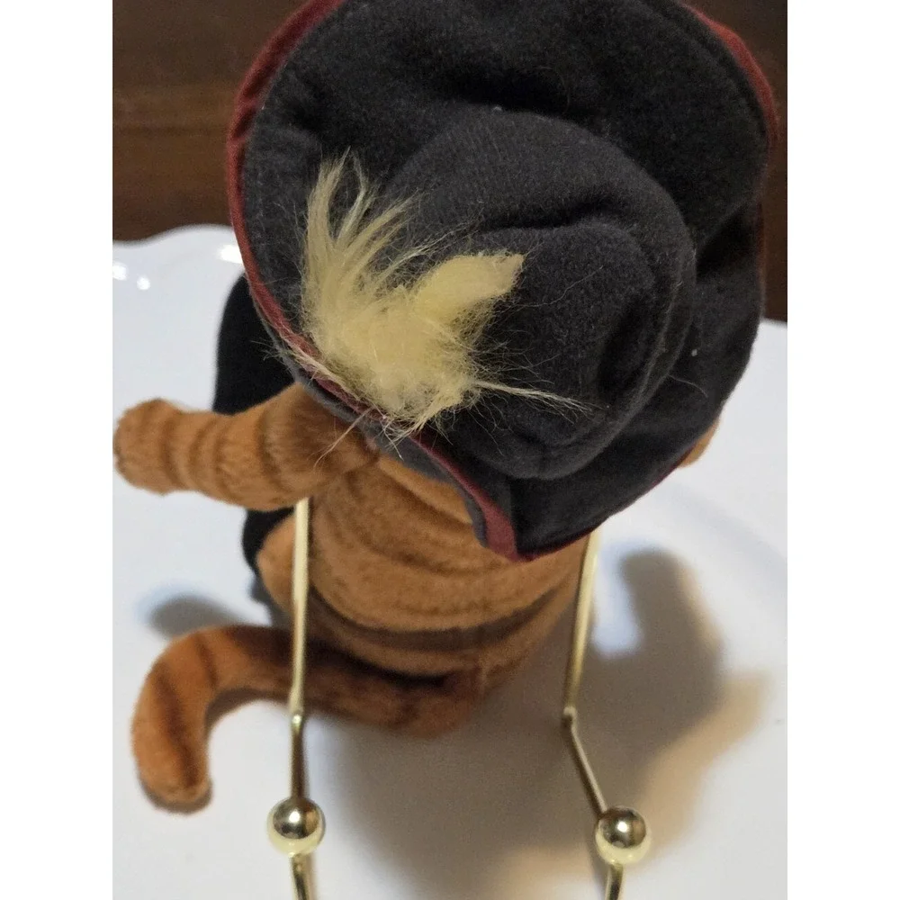 Ty Beanie Baby plush toy of the character Puss in Boots, 2007 Shrek Movie Disney
